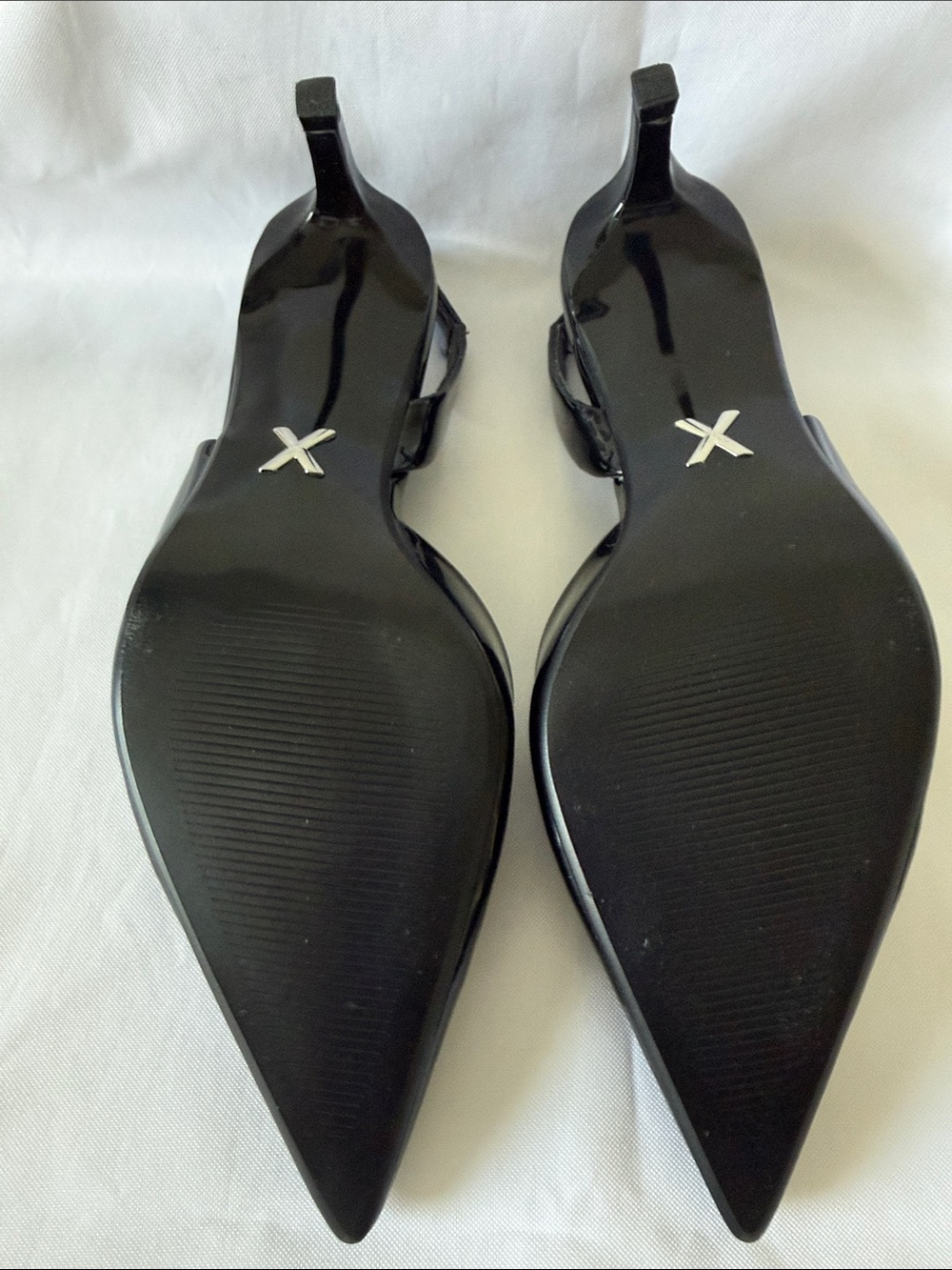 Express Black Patent Pointed Toe Slingback Kitten Heels - Picture 4 of 8